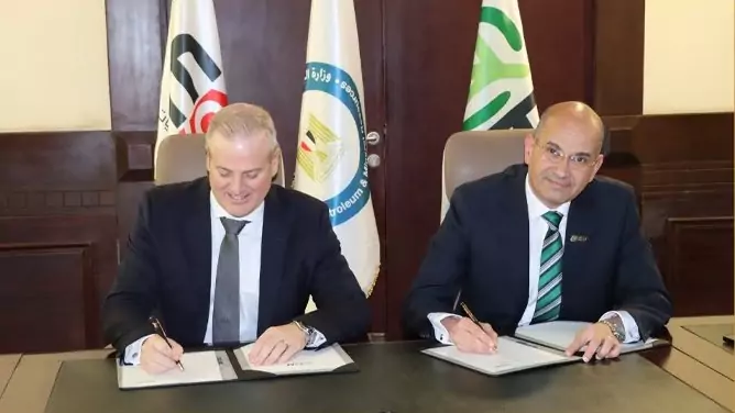 مصر تطلق أول مشروع لإنتاج وقود الطائرات المستدام بالتعاون مع هانيويل
