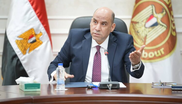 العمل: 4145 وظيفة جديدة في 11 محافظة.. والتقديم خلال مايو الجاري