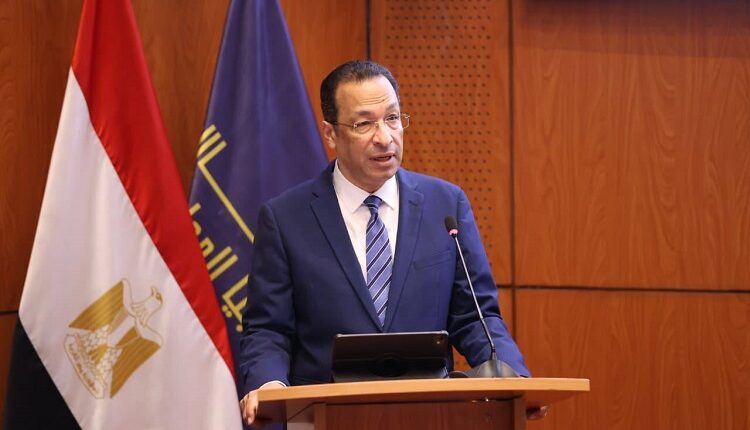وزير الاتصالات وتكنولوجيا المعلومات المهندس رأفت هندي
