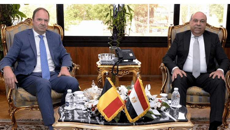 مصر تناقش مع بلجيكا فرص تعزيز الربط الجوي بين البلدين