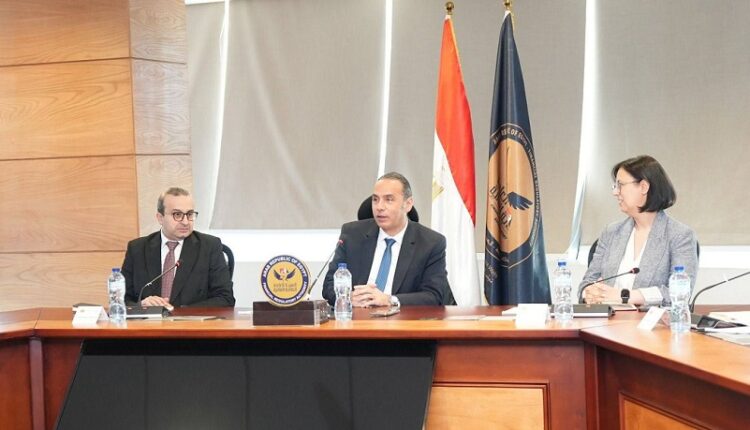 الرقابة المالية تبحث مع الأمم المتحدة للمرأة خطط التوعية والتمكين في الأنشطة غير المصرفية