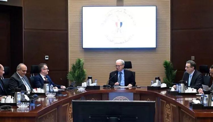 الحكومة تناقش مقترحات متعلقة بإعادة هيكلة بعض الجهات الإدارية