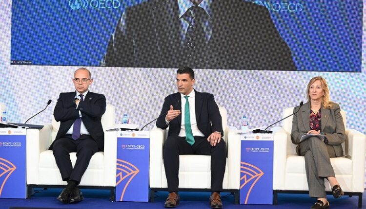 خالد هاشم: رأس المال البشري ركيزة أساسية للنهوض بالصناعة المصرية