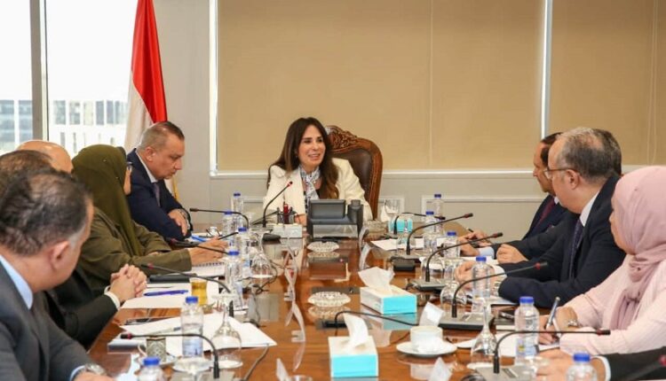 معايير تصنيف المطورين العقاريين تشمل حجم المشروعات والملاءة المالية وسابقة الأعمال