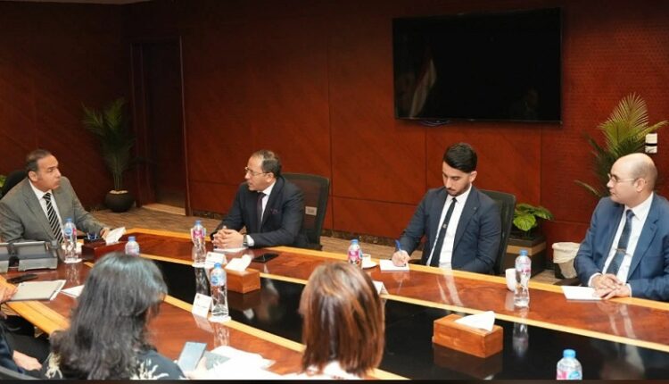 الرقابة المالية تستضيف وفدًا من لجنة تنظيم عمليات البورصة الجزائرية لتعزيز التعاون