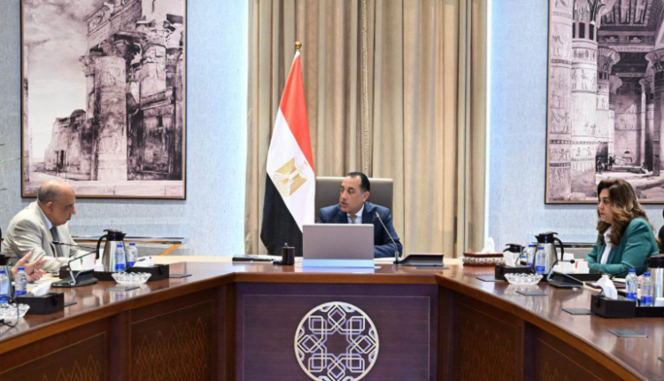 مدبولي يوجه بسرعة الانتهاء من تعديلات قانون التصالح في مخالفات البناء وإحالتها للبرلمان