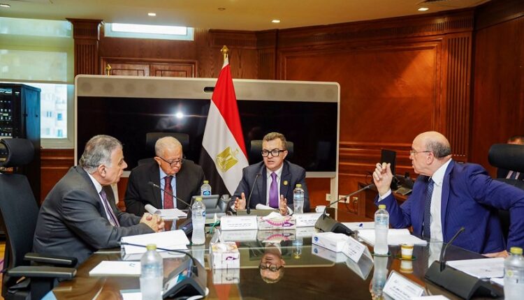 وزير التخطيط: نستهدف زيادة استثمارات بنك الاستثمار القومي في المشروعات الكبرى