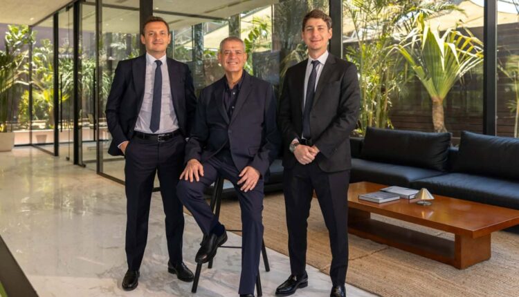 إتمام صفقة استحواذ خالد العسال على 100% من أسهم مصر إيطاليا القابضة وشركاتها التابعة
