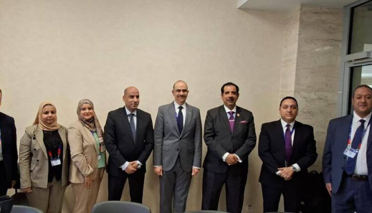 وزير العمل يبحث مع نظيره البحريني تعزيز التعاون بمجالات التدريب والتشغيل والتشريعات