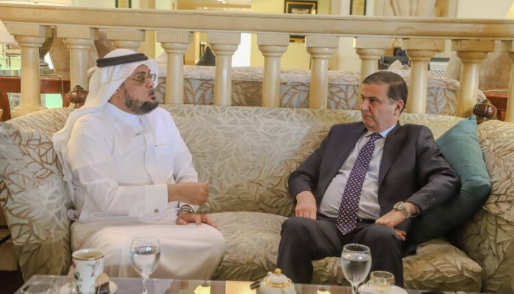 وزير الزراعة يبحث مع نظيره السعودي تعزيز التعاون وتنسيق المواقف في مؤتمر مكافحة التصحر