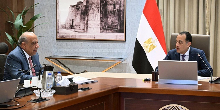وزير الكهرباء: 49 مشروعا جديدا لتدعيم الشبكة خلال الصيف