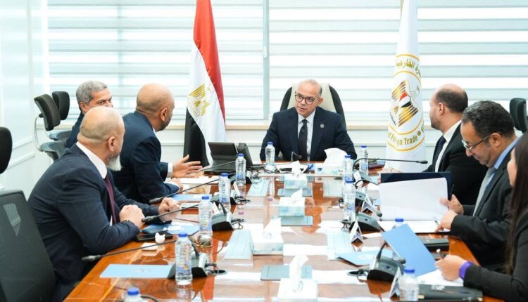 وزير الاستثمار يبحث مع قيادات دي بي ورلد فرص التوسع وتعزيز التكامل التجاري مع الأسواق الإفريقية