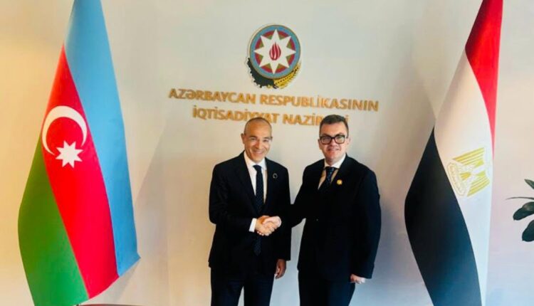 وزير التخطيط يبحث التكامل الإقليمي مع وزير الاقتصاد الأذربيجاني
