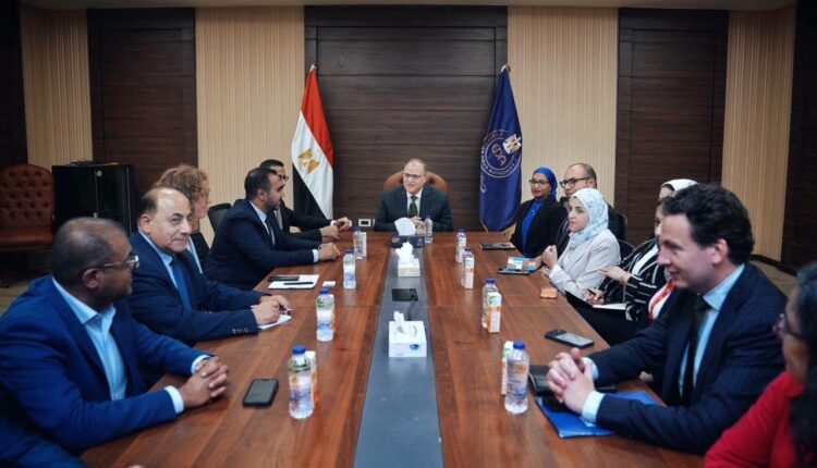 علي الغمراوي: جذب الاستثمارات وتوطين الصناعة على رأس أولويات هيئة الدواء المصرية