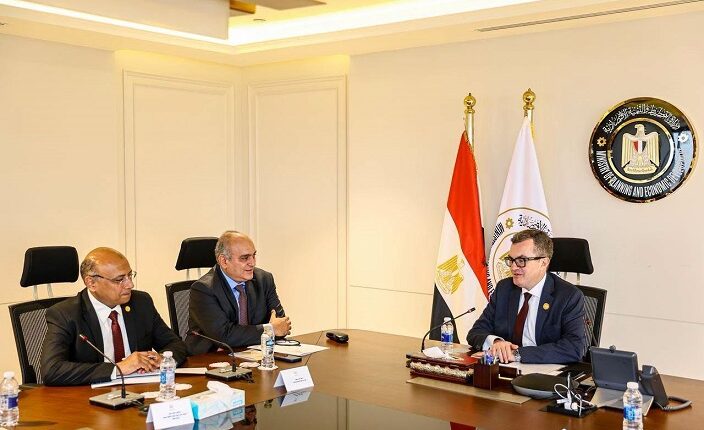 وزير التخطيط: نهدف لربط الموارد المالية بالبرامج والأهداف التنموية بمؤشرات قابلة للقياس
