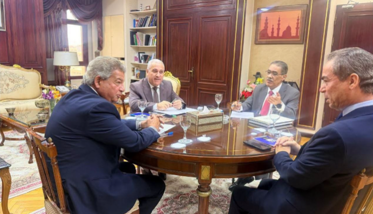 ضياء رشوان يعقد اجتماعًا تنسيقيًا للإعداد للمؤتمر السنوي الأول للإعلام المصري