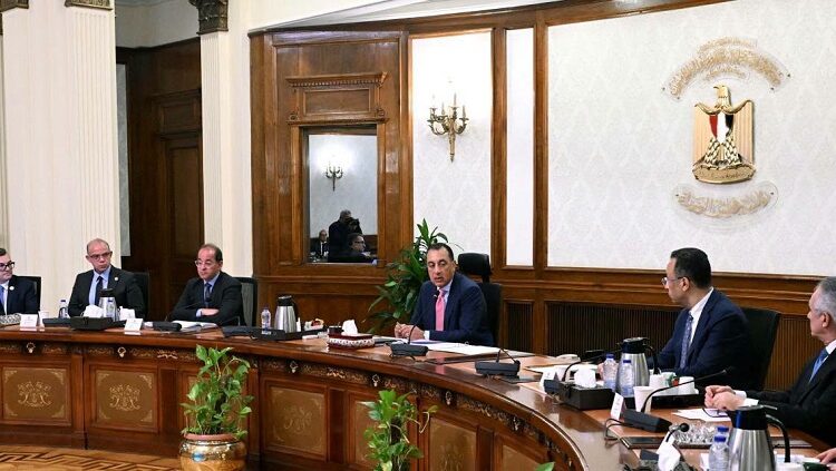 رئيس الوزراء: أهمية التوسع في رقمنة الخدمات الحكومية وتطوير منصة مصر الرقمية