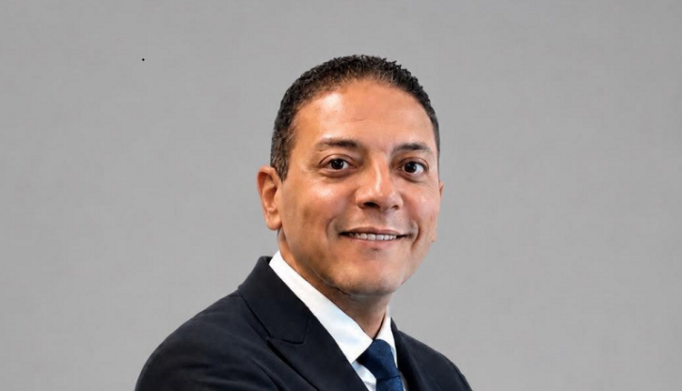 ميد بنك يعين عادل هاشم نائبًا للرئيس التنفيذي للتجزئة المصرفية