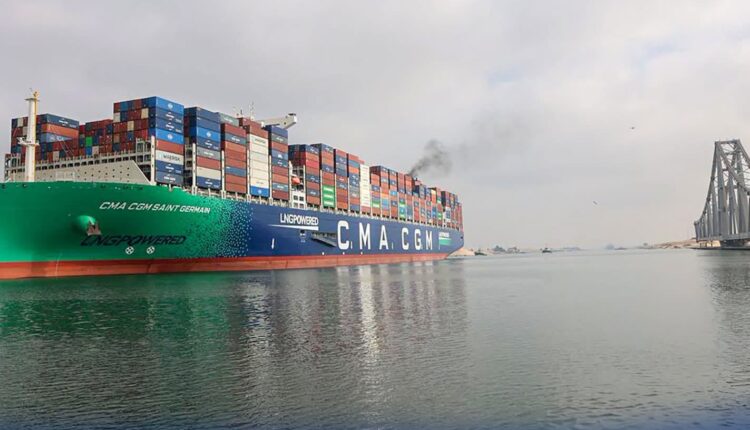 سفينة الحاويات العملاقة CMA CGM SAINT GERMAIN تعبر قناة السويس لأول مرة