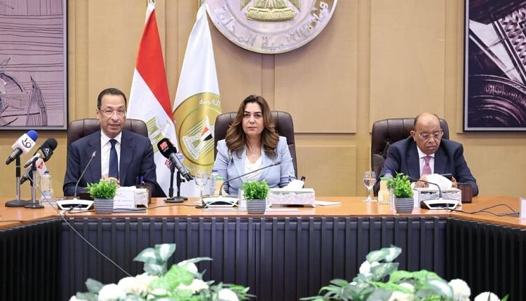 جانب من مؤتمر إطلاق التراخيص إلكترونيا